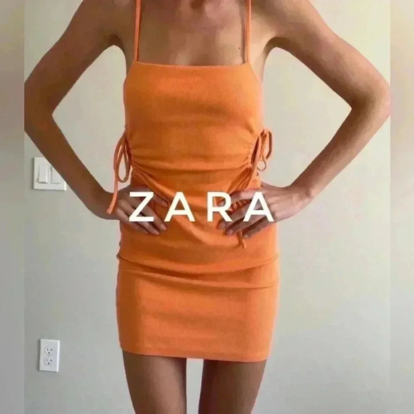 BNWT Zara Women’s Orange cut out mini  dress size M - Picture 1 of 5